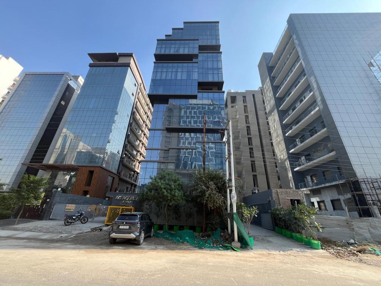 Aquila Grand Suites - Noida Sector 136 Exterior foto